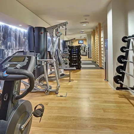 Natura - Berjaya Iceland Hotel 4*